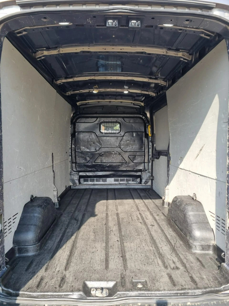 Ford Transit - Zdjęcie 15