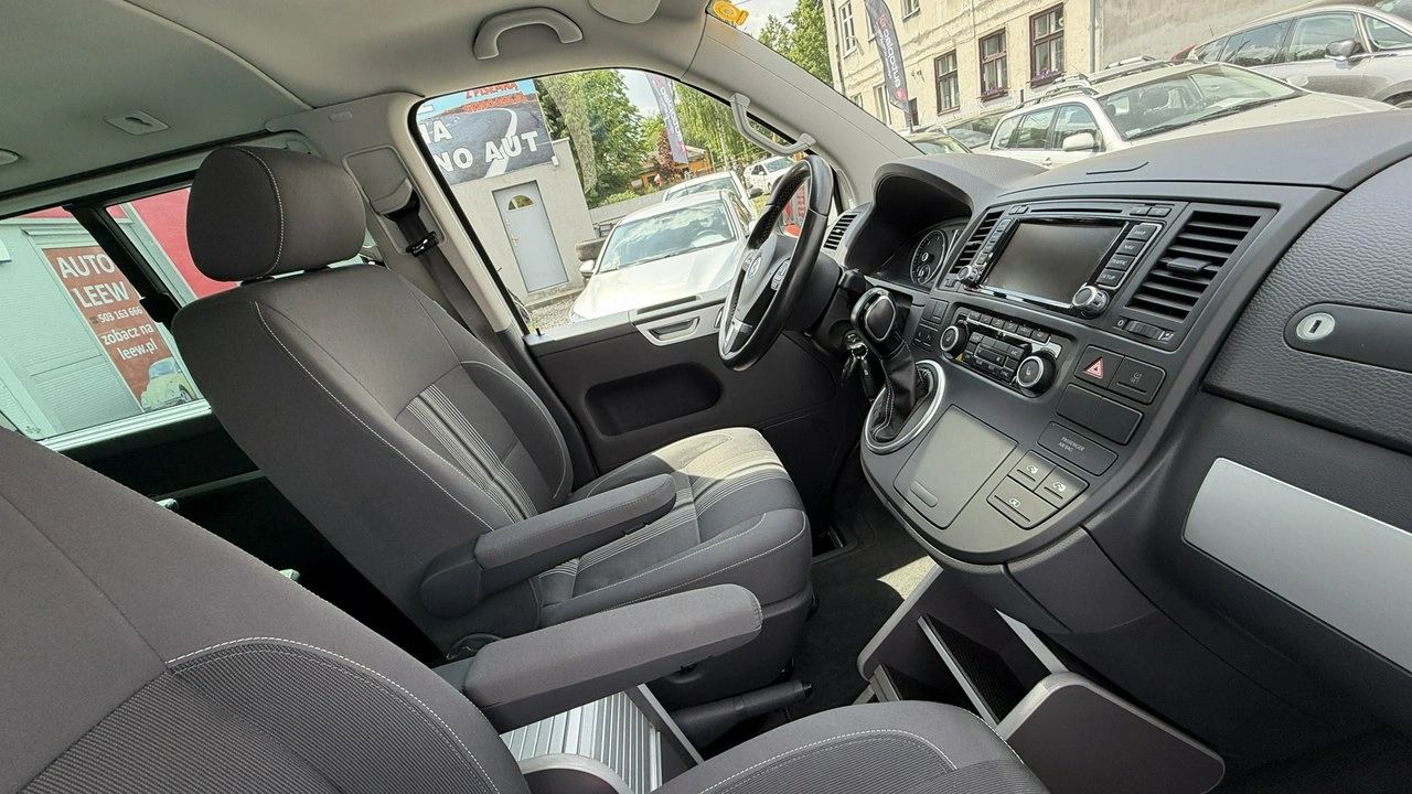 Volkswagen Multivan - Zdjęcie 20