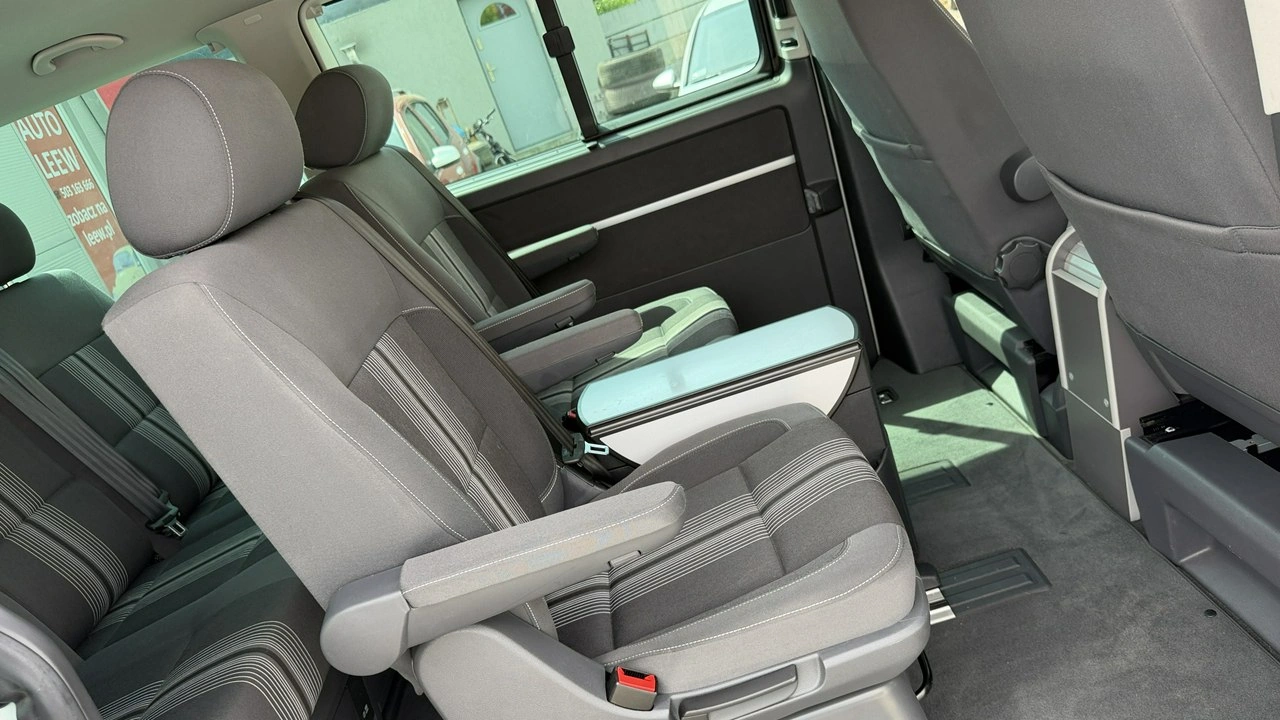 Volkswagen Multivan - Zdjęcie 22