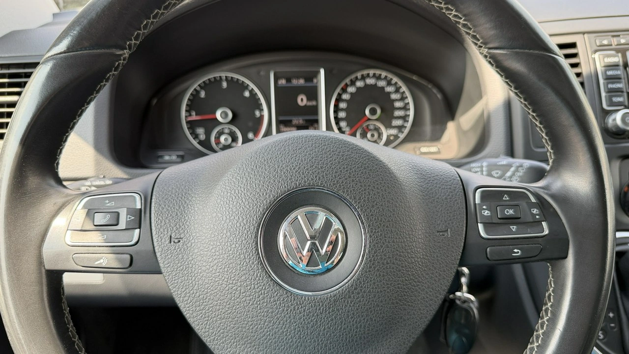Volkswagen Multivan - Zdjęcie 31