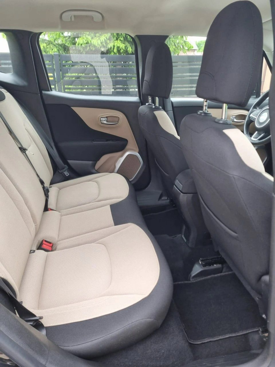 Jeep Renegade - Zdjęcie 10