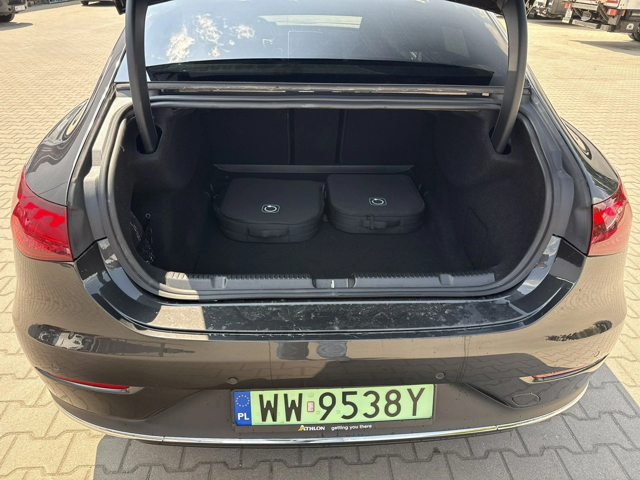 Mercedes EQE - Zdjęcie 15