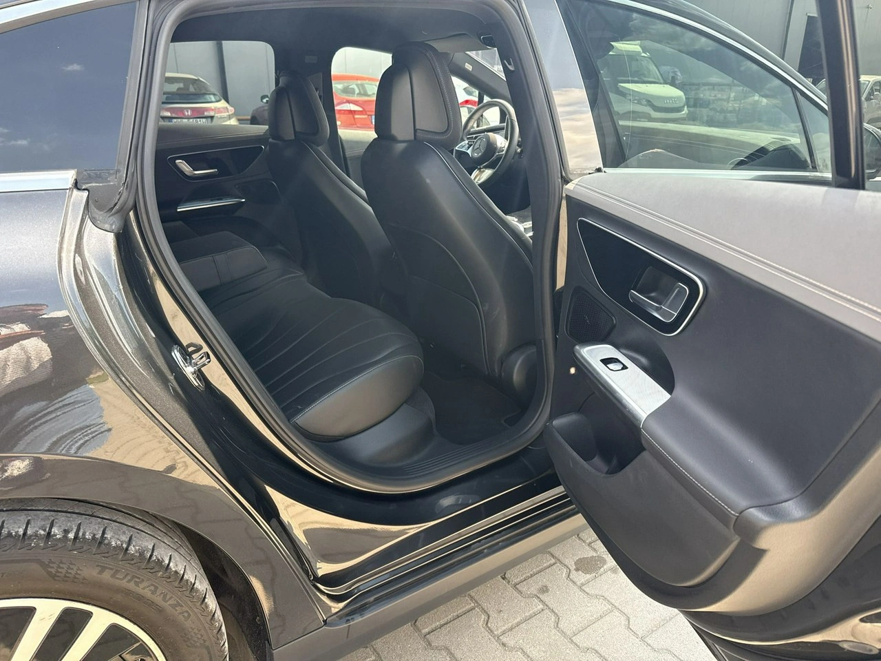 Mercedes EQE - Zdjęcie 16