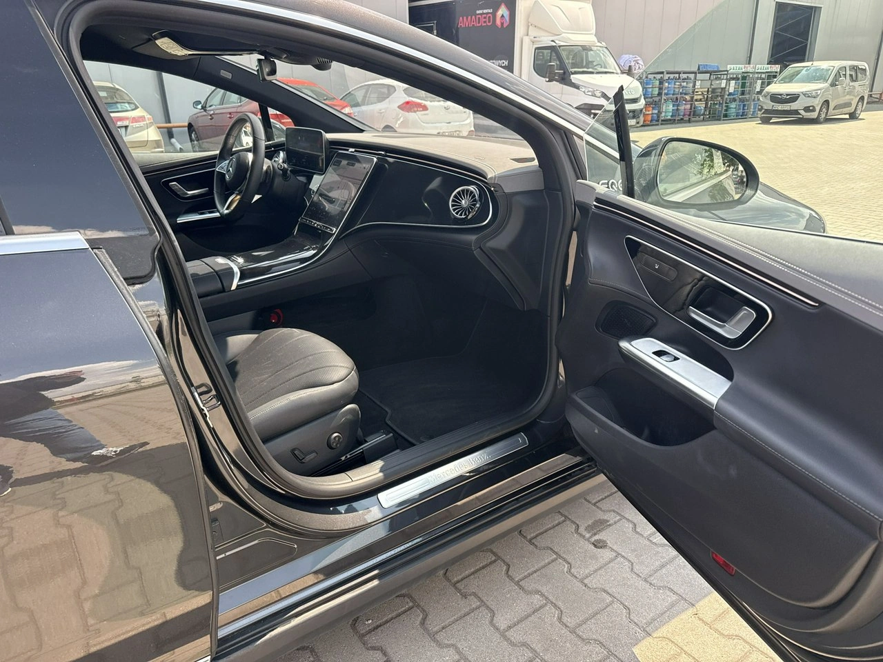 Mercedes EQE - Zdjęcie 18