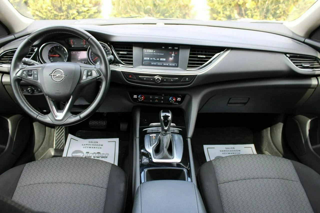 Opel Insignia - Zdjęcie 22
