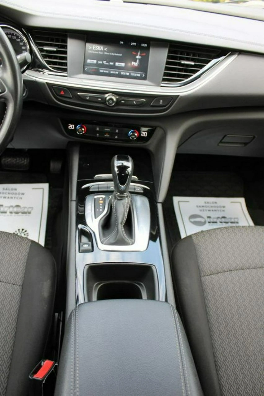Opel Insignia - Zdjęcie 24