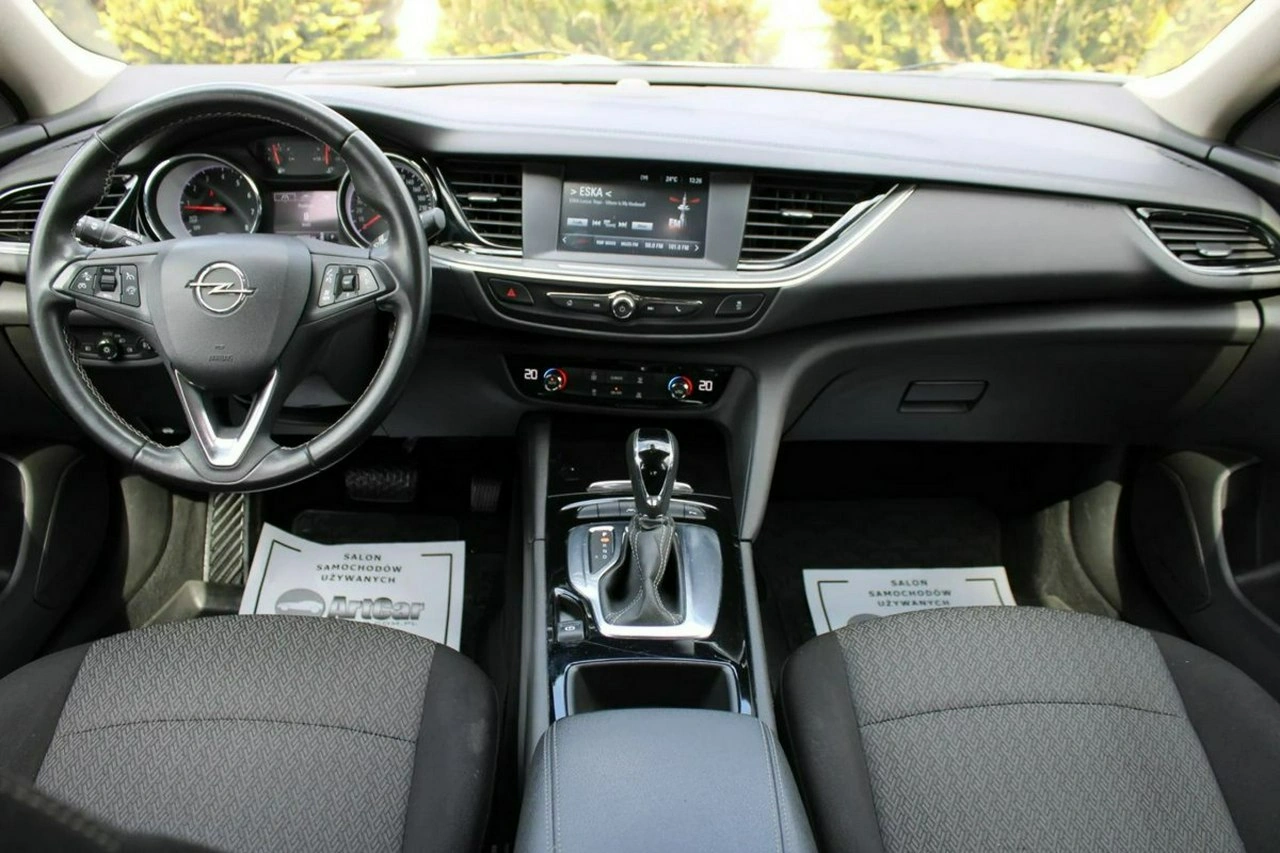 Opel Insignia - Zdjęcie 25