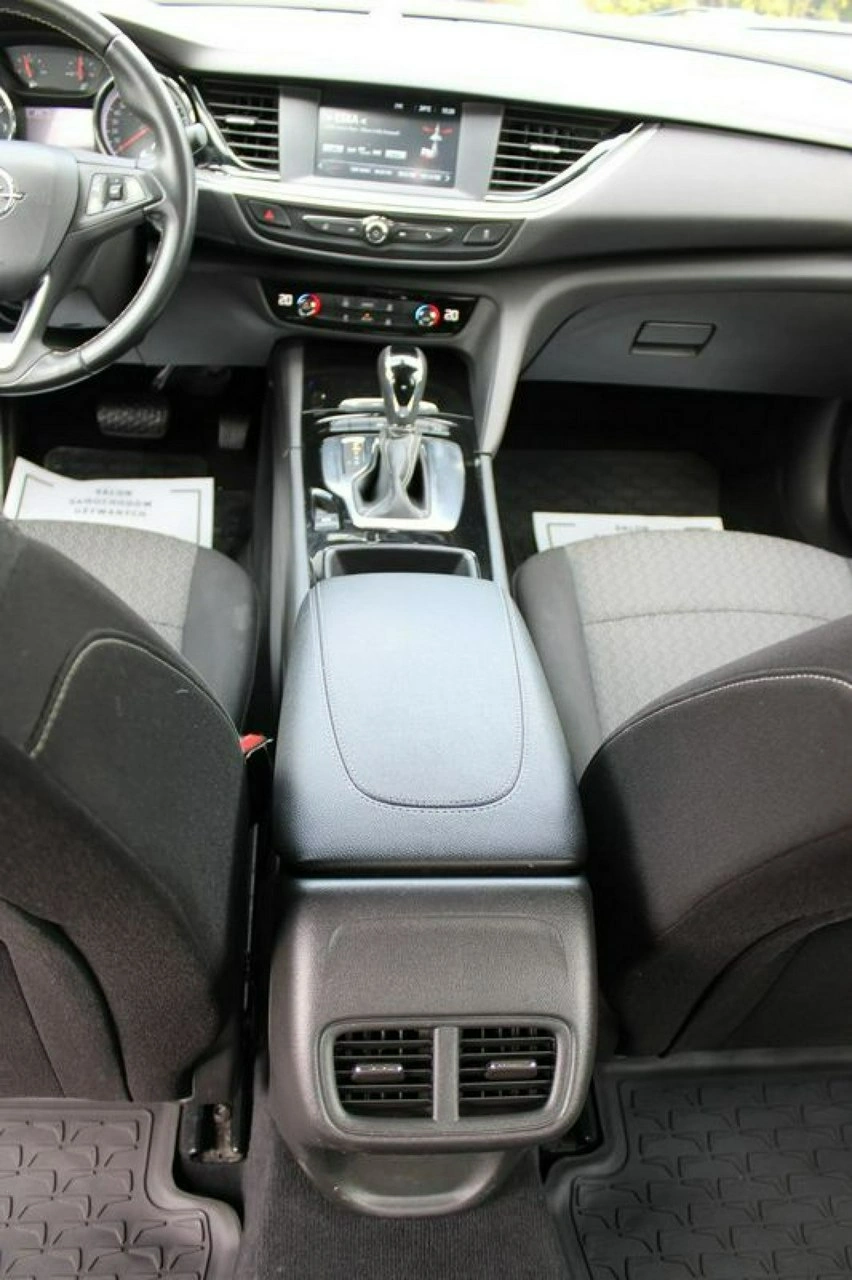 Opel Insignia - Zdjęcie 28