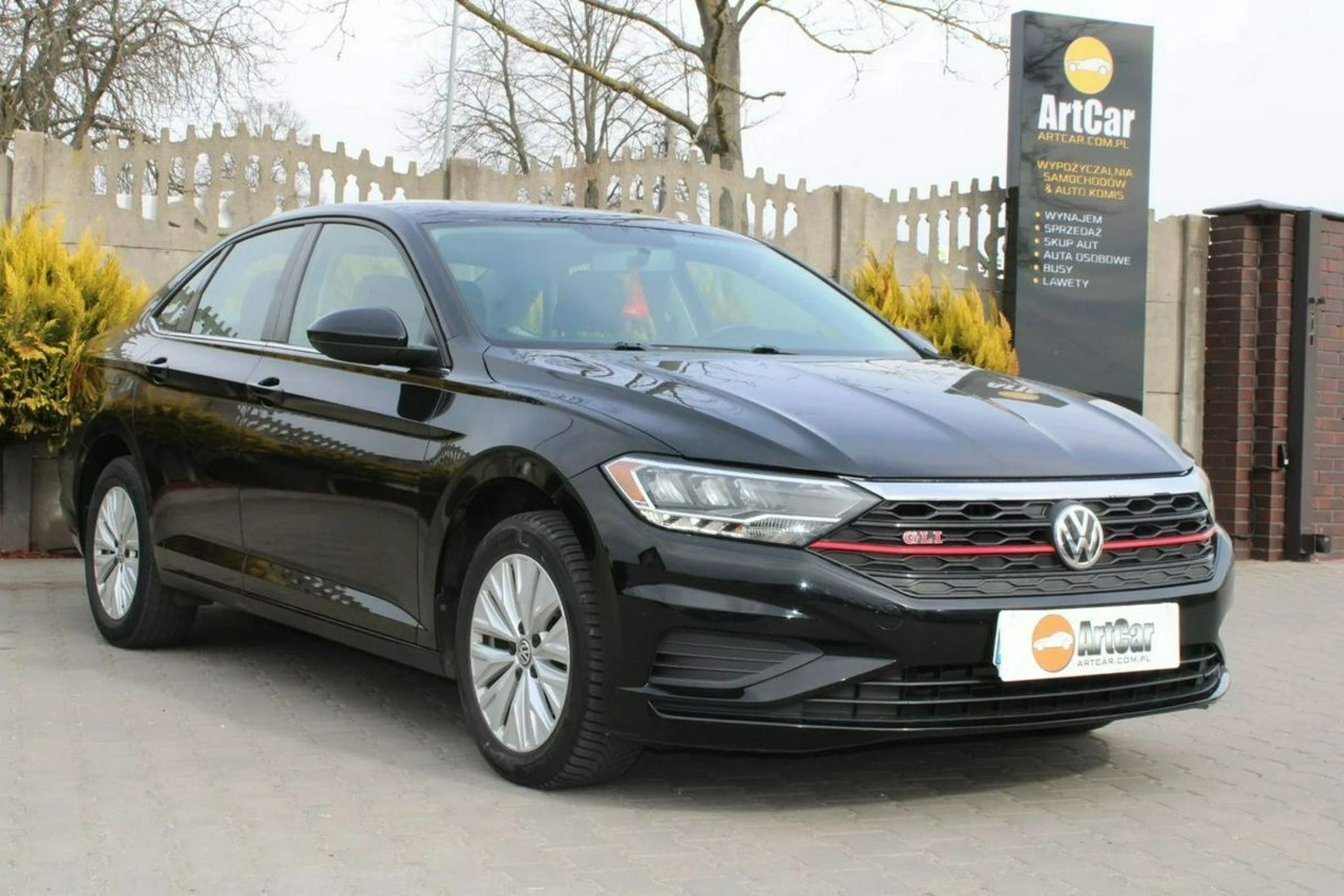 Volkswagen Jetta - Główne zdjęcie