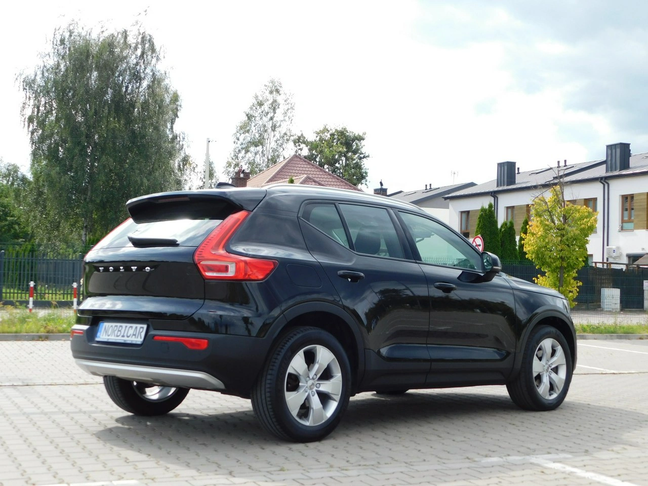 Volvo XC 40 - Zdjęcie 3