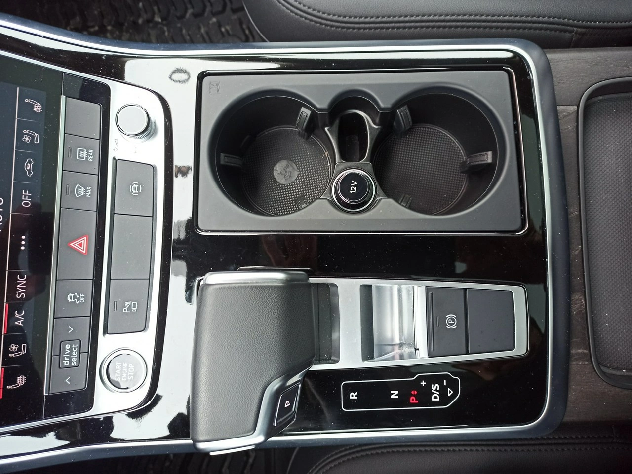 Audi Q7 - Zdjęcie 20