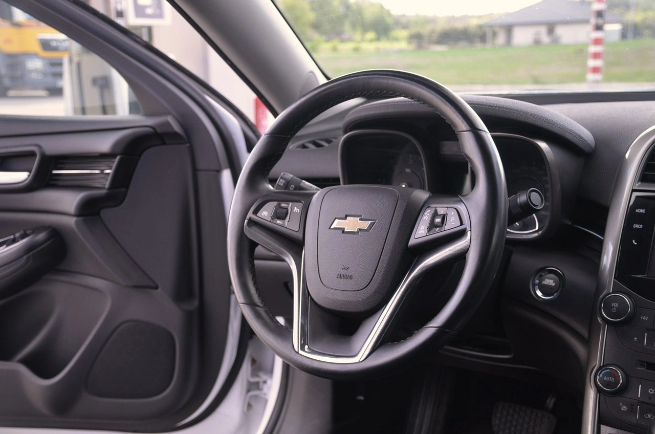 Chevrolet Malibu - Zdjęcie 17