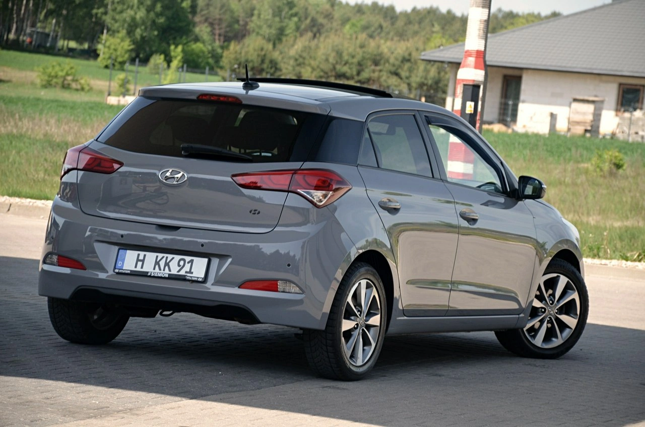 Hyundai i20 - Zdjęcie 10