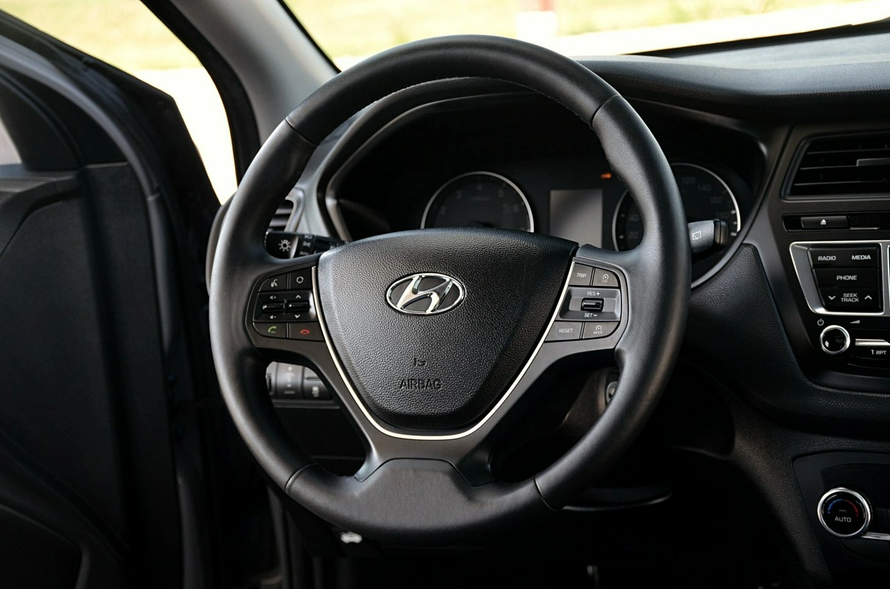 Hyundai i20 - Zdjęcie 19