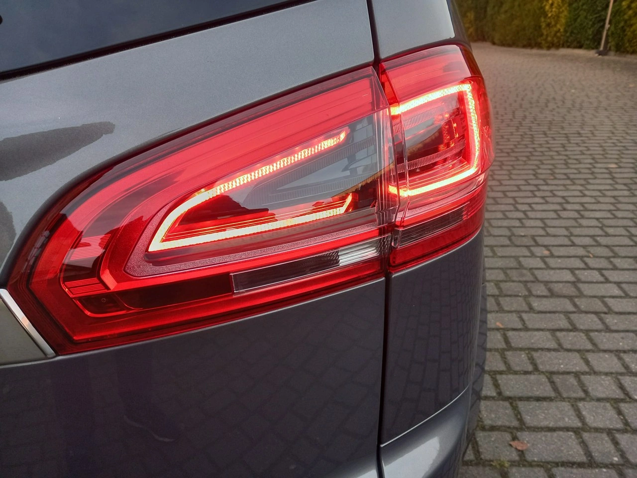 Ford S-Max - Zdjęcie 19