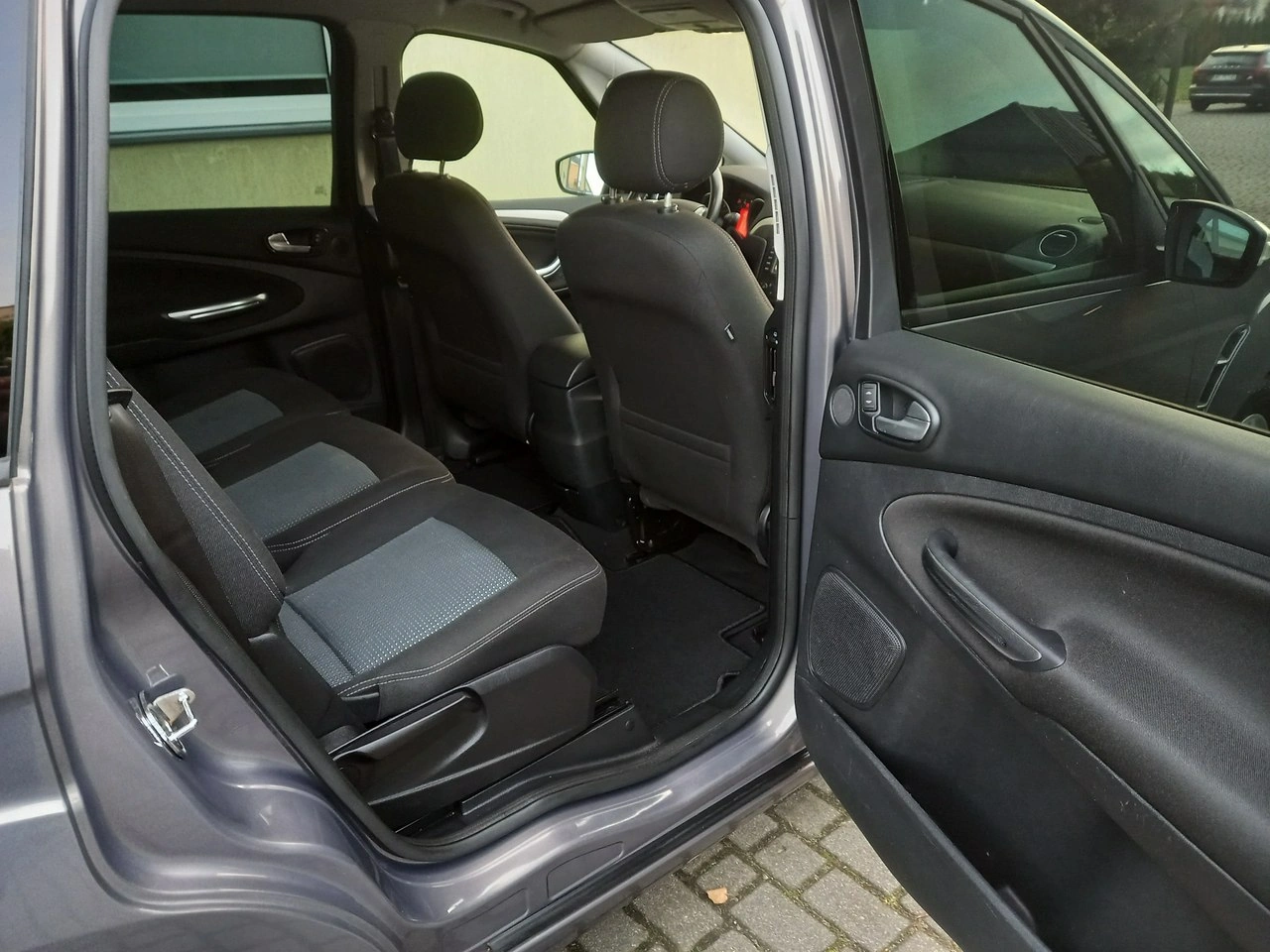 Ford S-Max - Zdjęcie 23
