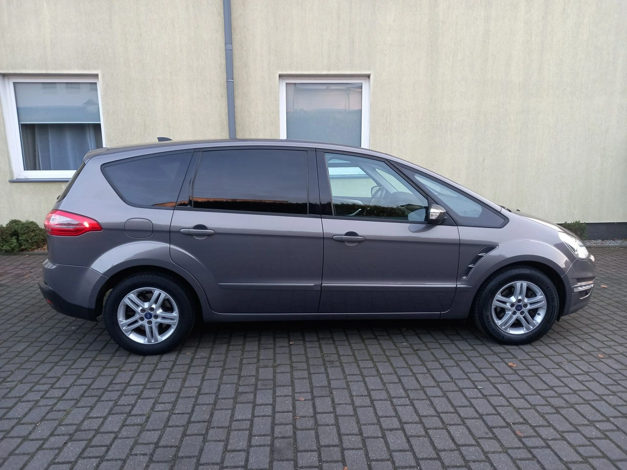 Ford S-Max - Zdjęcie 8