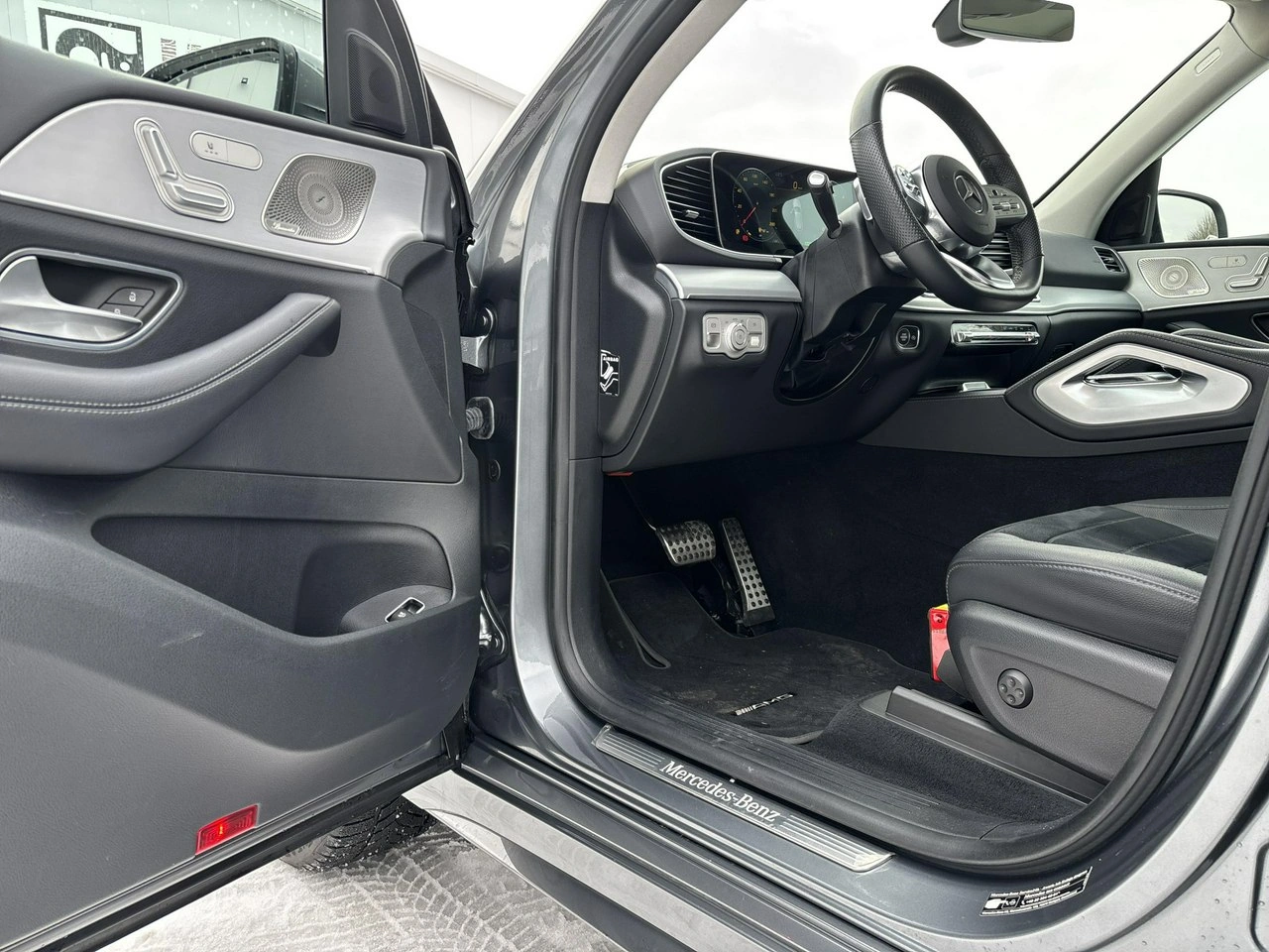 Mercedes GLE 300 - Zdjęcie 9