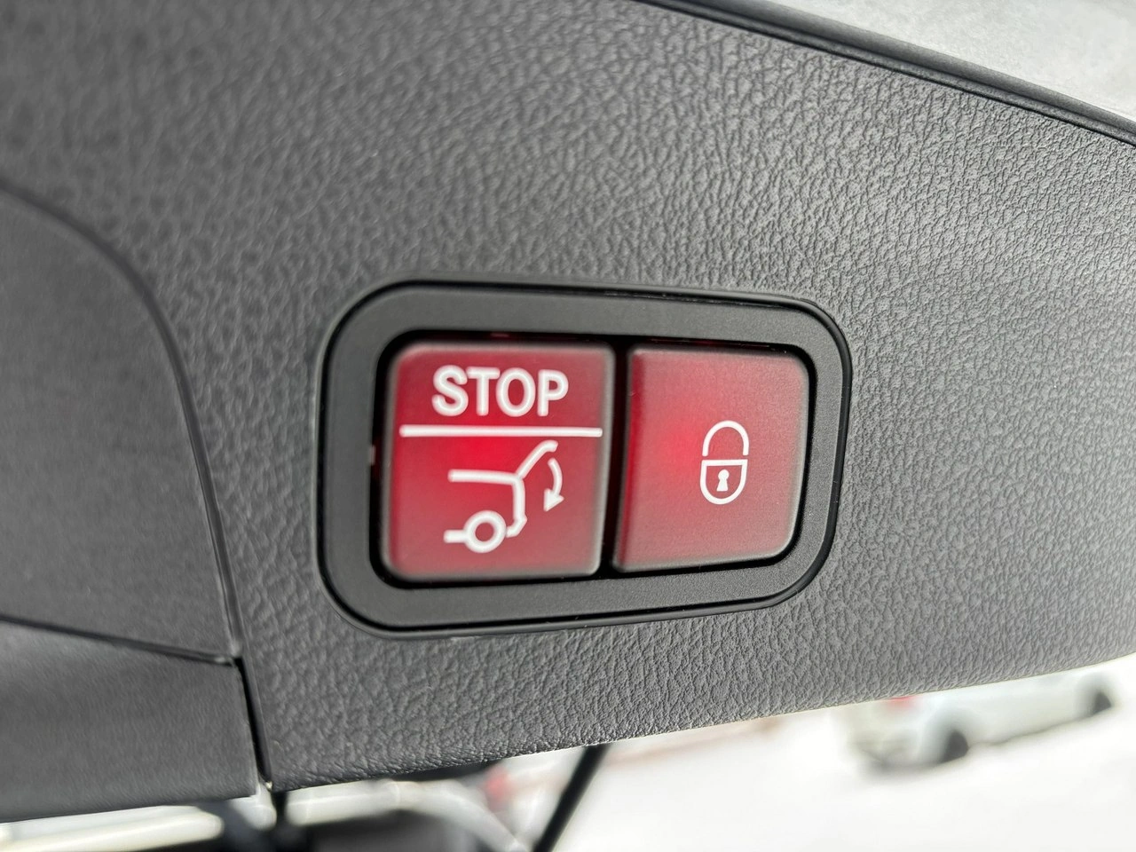 Mercedes GLE 300 - Zdjęcie 15