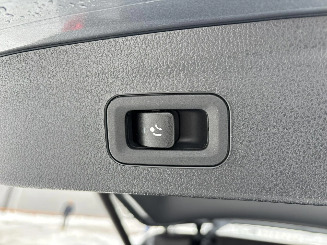 Mercedes GLE 300 - Zdjęcie 17