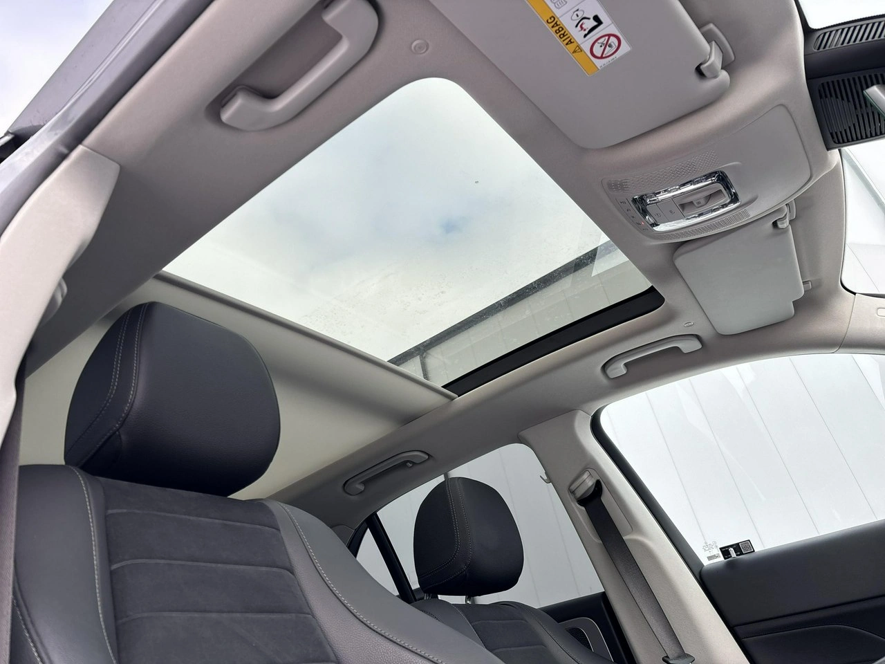 Mercedes GLE 300 - Zdjęcie 21