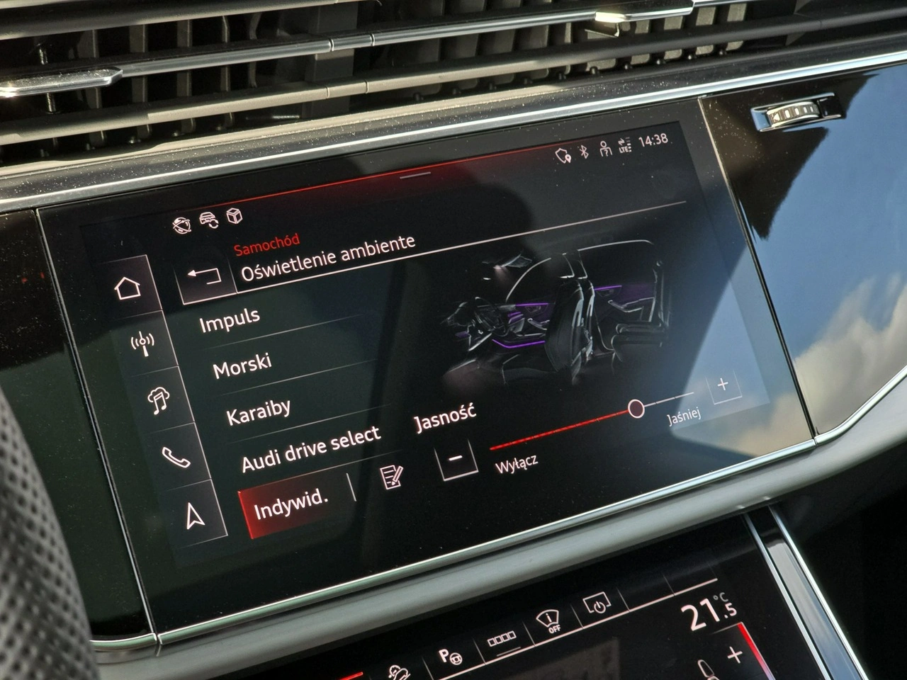 Audi Q8 - Zdjęcie 28