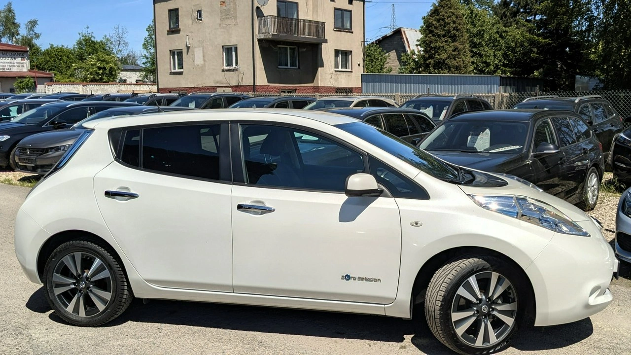 Nissan Leaf - Zdjęcie 12