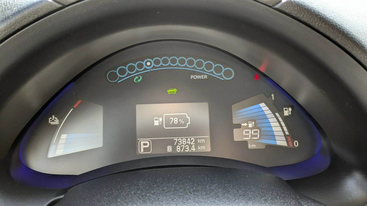 Nissan Leaf - Zdjęcie 21