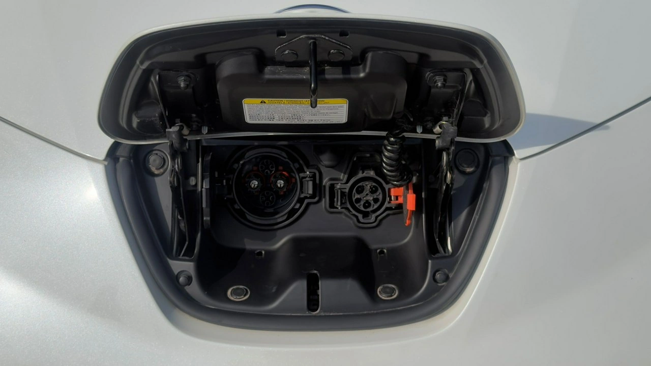 Nissan Leaf - Zdjęcie 38