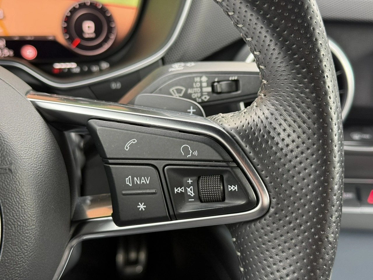 Audi TT - Zdjęcie 17