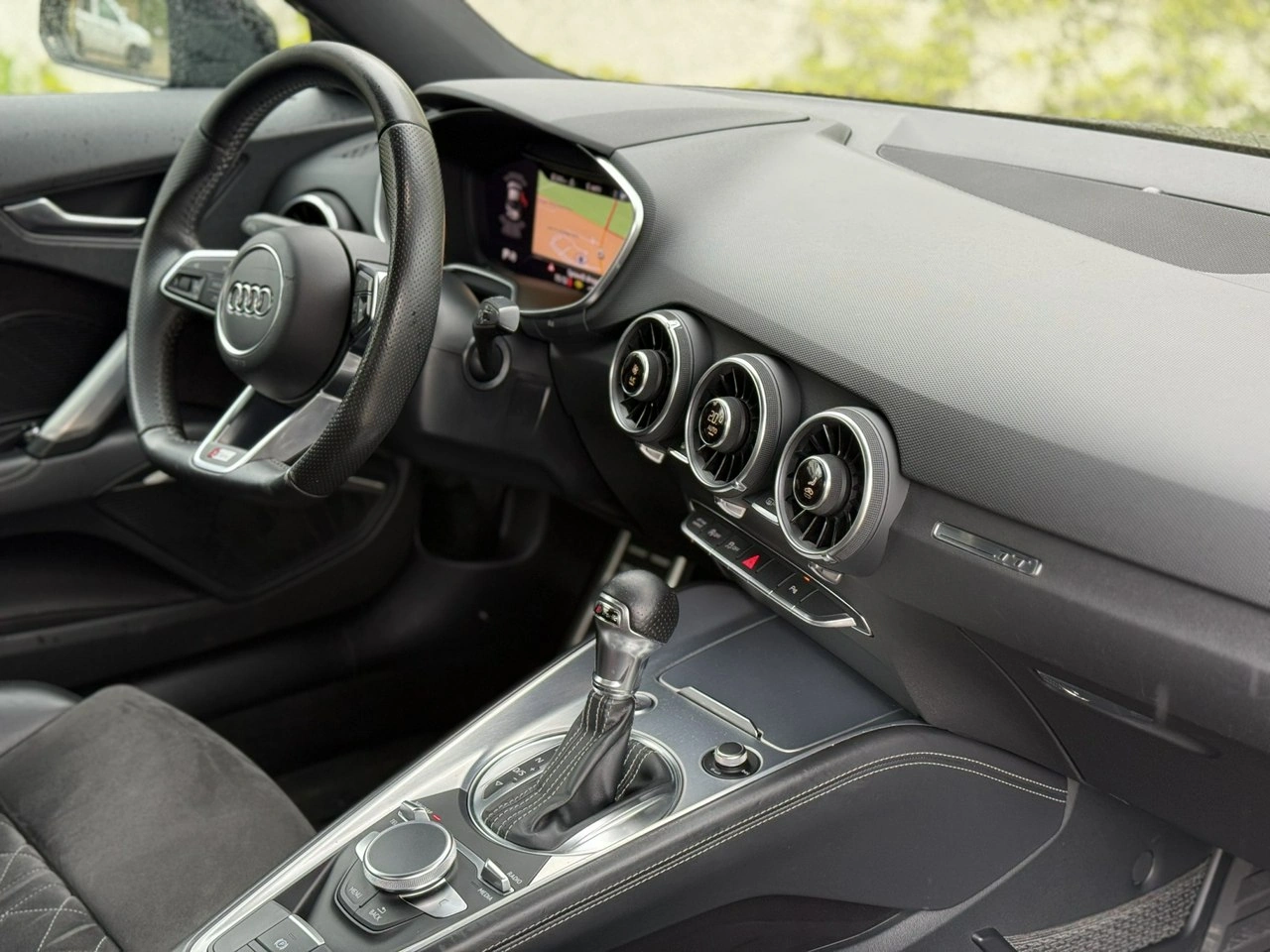 Audi TT - Zdjęcie 8