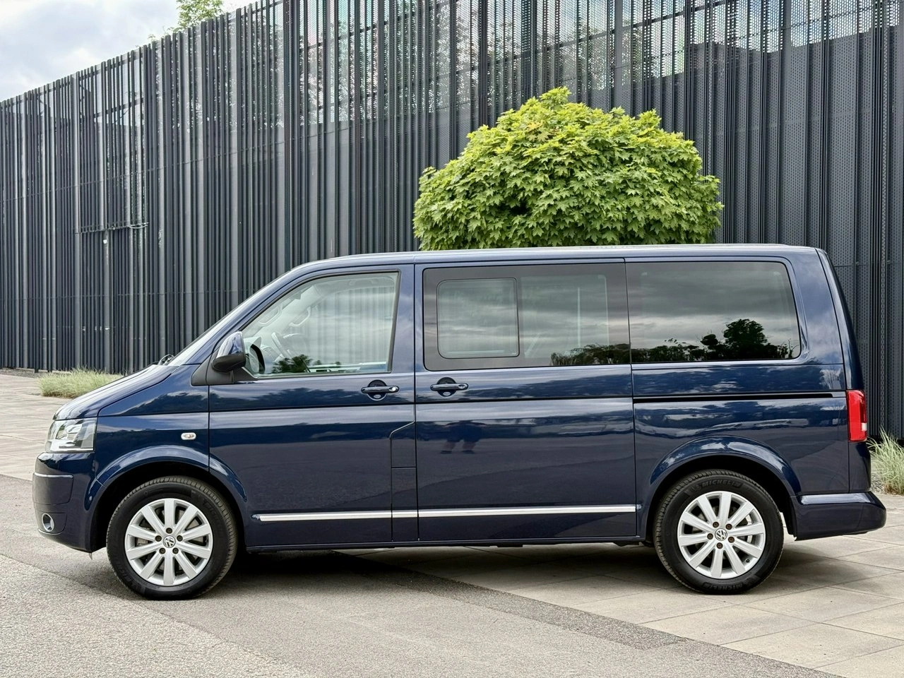 Volkswagen Multivan - Zdjęcie 1