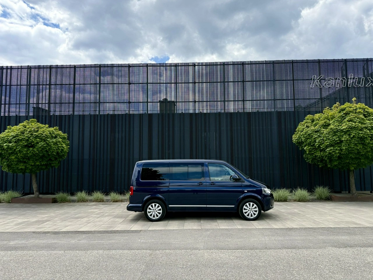 Volkswagen Multivan - Zdjęcie 37