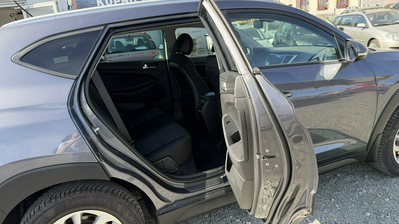 Hyundai Tucson - Zdjęcie 20