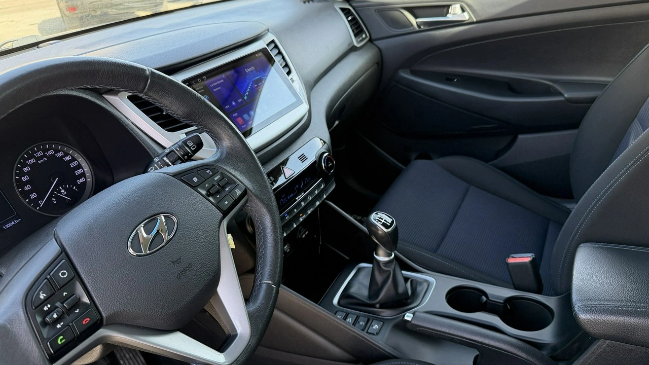 Hyundai Tucson - Zdjęcie 24