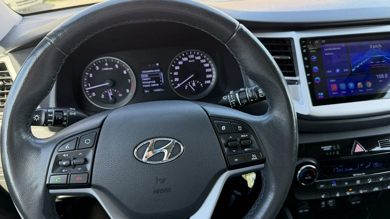 Hyundai Tucson - Zdjęcie 25