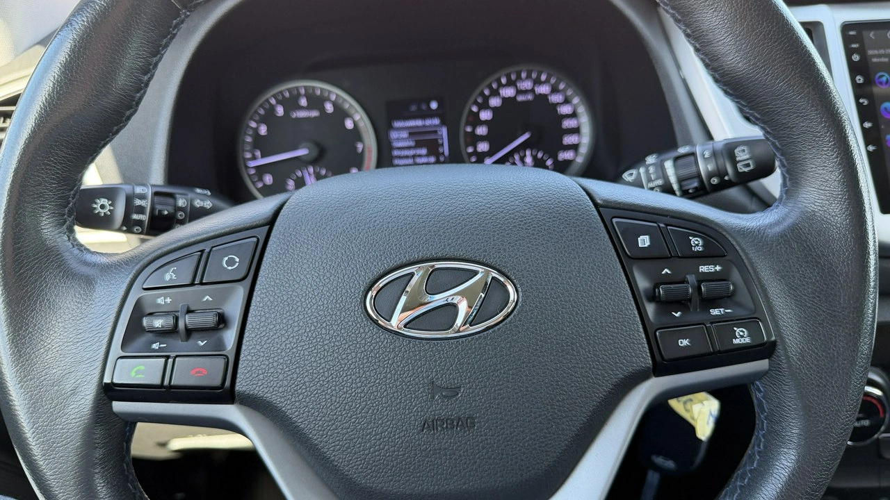 Hyundai Tucson - Zdjęcie 26