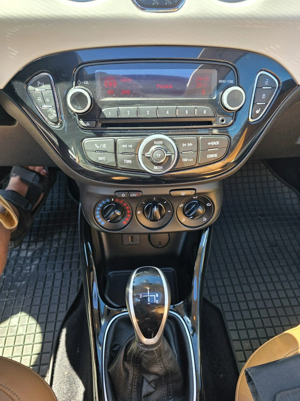 Opel Adam - Zdjęcie 21