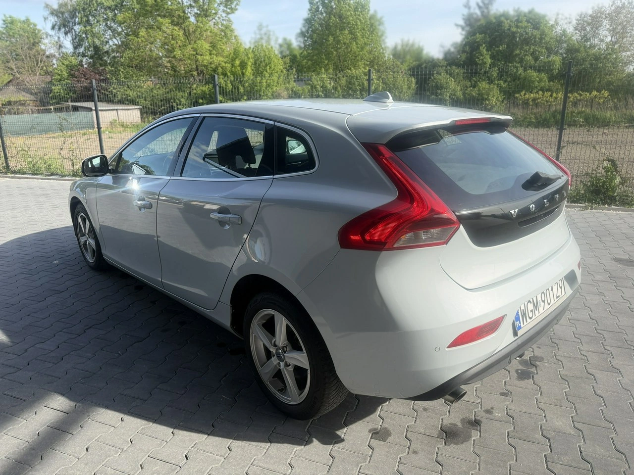 Volvo V40 - Zdjęcie 4
