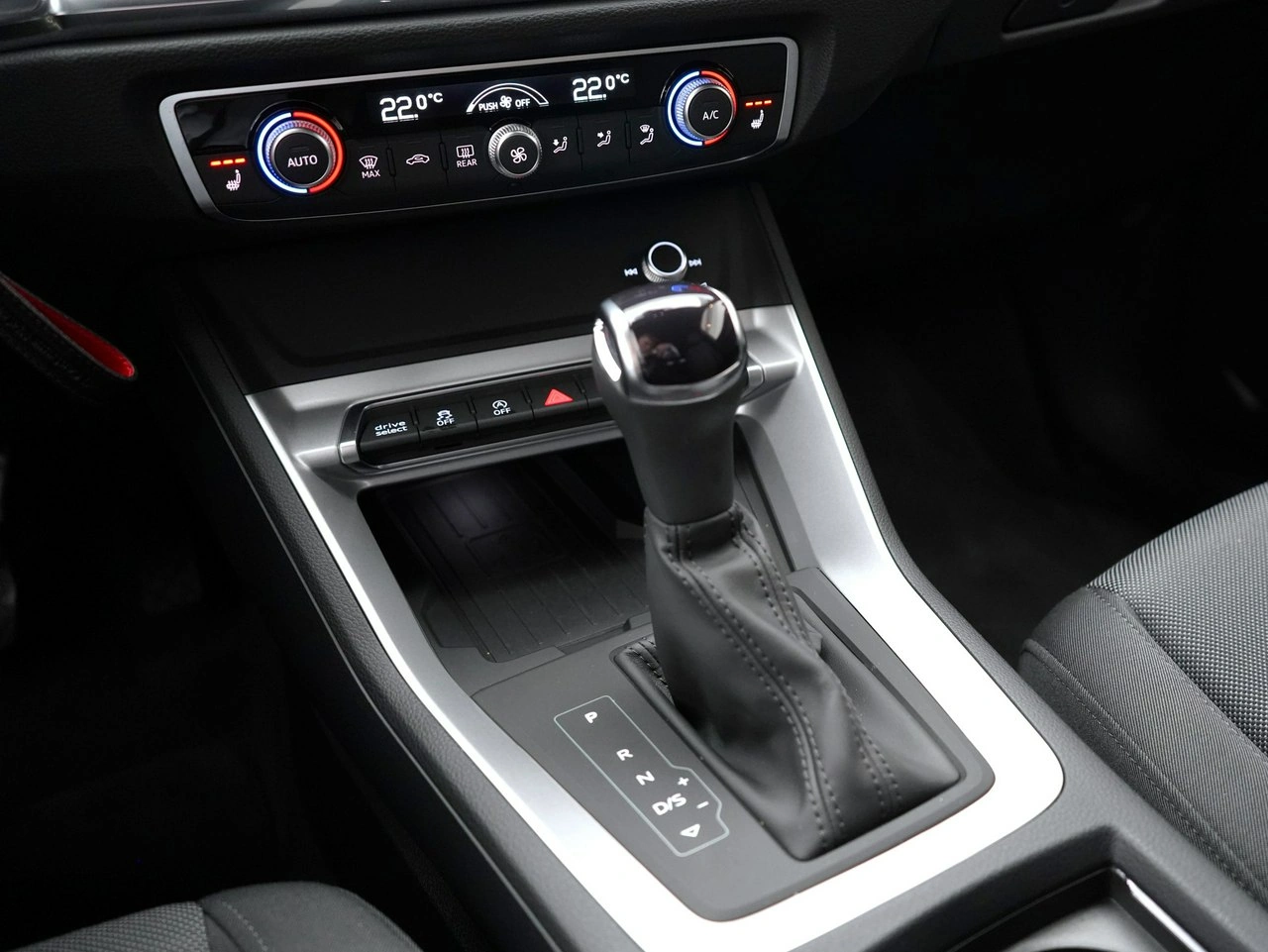 Audi Q3 - Zdjęcie 18