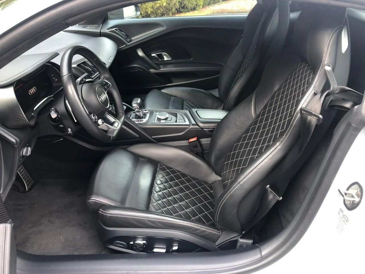 Audi R8 - Zdjęcie 9