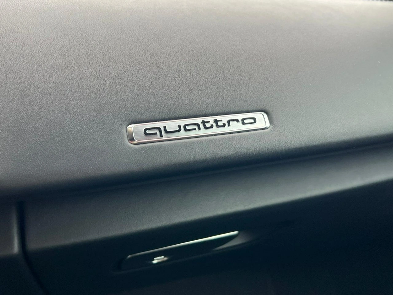 Audi R8 - Zdjęcie 27