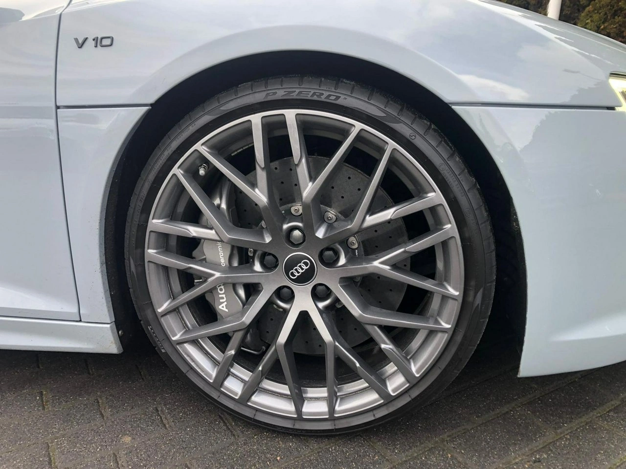 Audi R8 - Zdjęcie 6