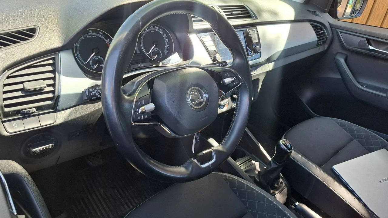Skoda Fabia - Zdjęcie 2