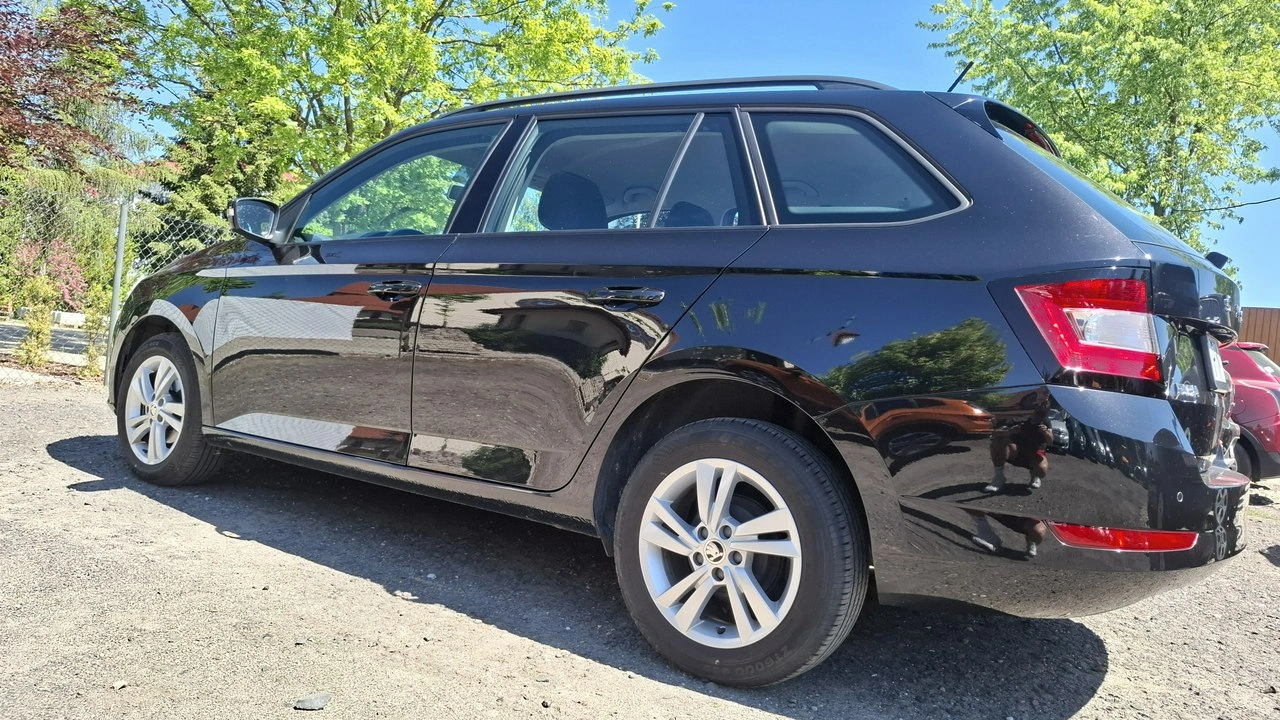 Skoda Fabia - Zdjęcie 8