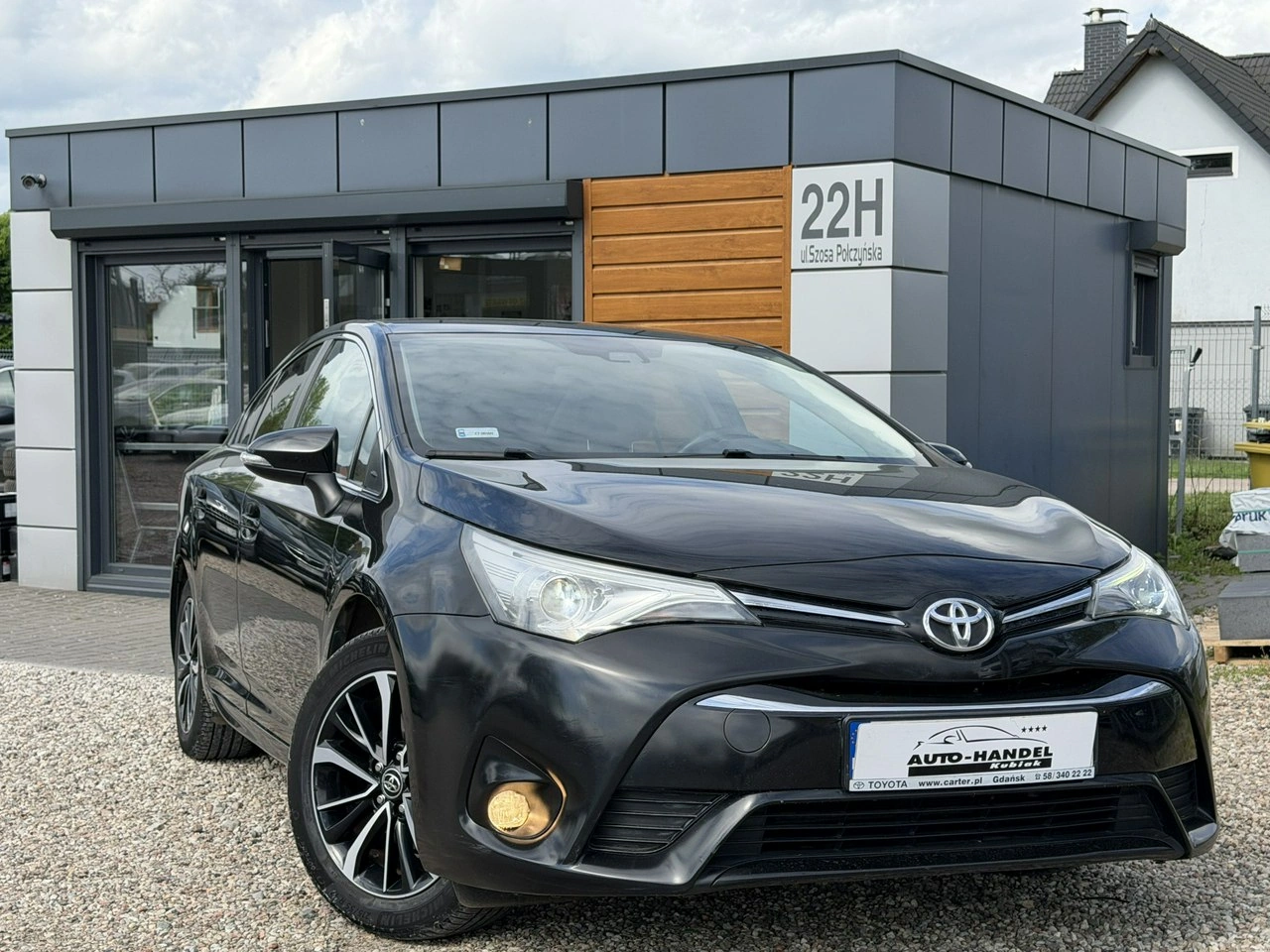 Toyota Avensis - Zdjęcie 2