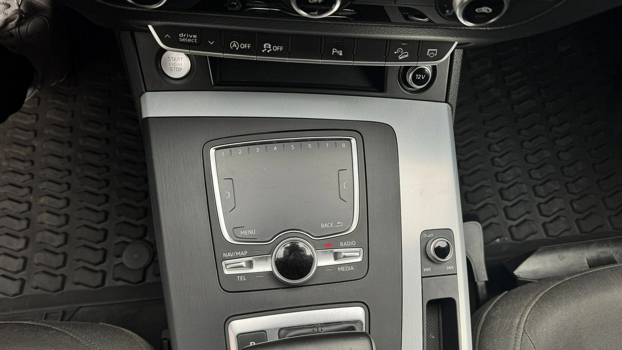 Audi Q5 - Zdjęcie 22