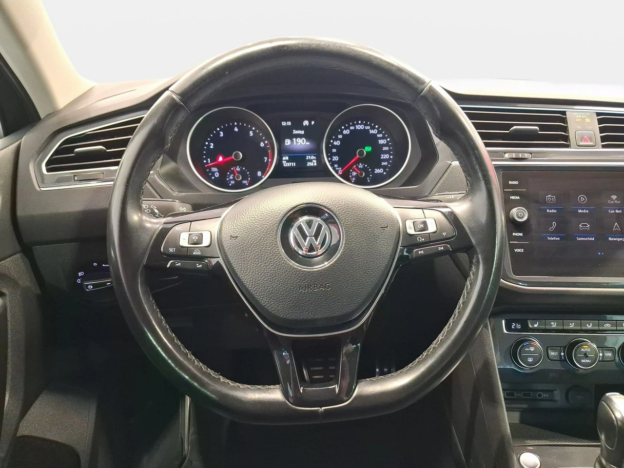 Volkswagen Tiguan - Zdjęcie 14