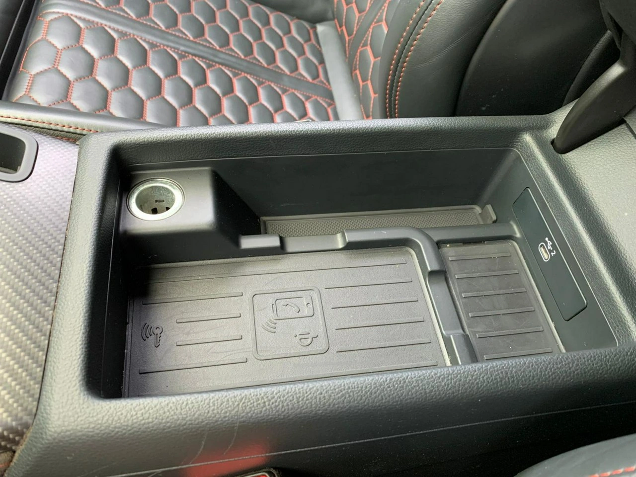 Audi RS4 - Zdjęcie 25