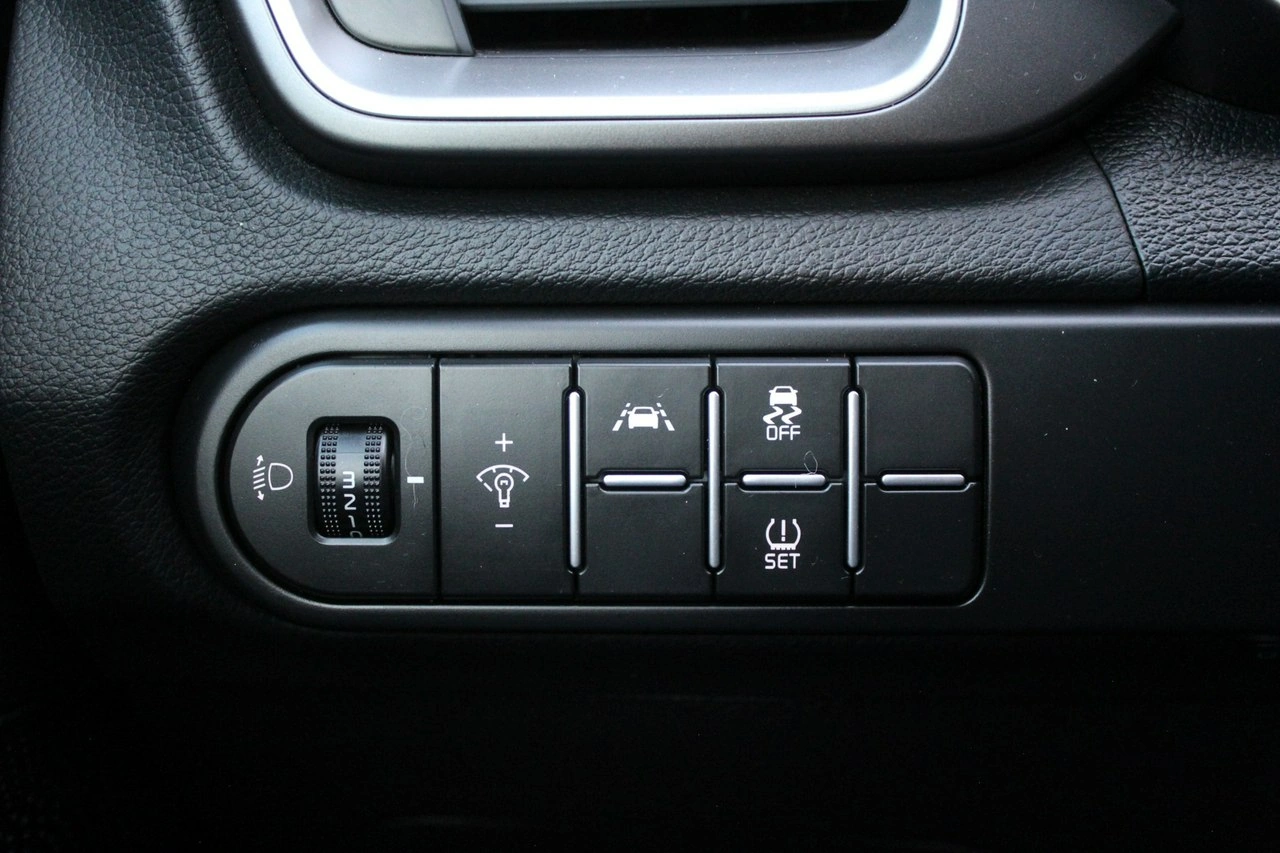Kia Ceed - Zdjęcie 19